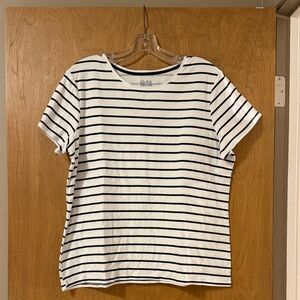 Croft & Barrow Black and White Striped Short Sleeve Tee